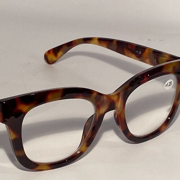 0816 Mona Reading Glasses 1.25 Brown Tortoise Readers Rounded Square Frame NWT - Picture 6 of 8